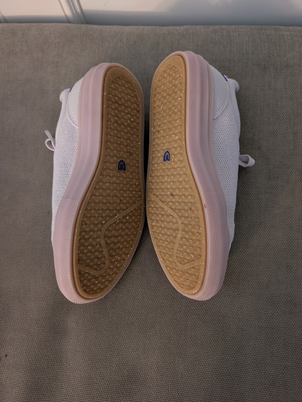 Rothy's Purple Haze Limited Edition RS02 Sneaker, size 6 - Picture 3 of 4